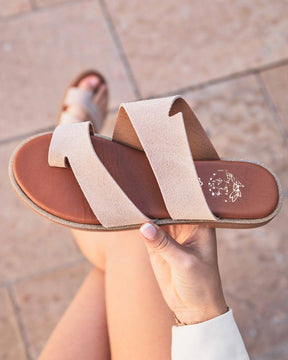 Sandale aus taupefarbenem Leder für Damen - MJNP204 - Casualmode.de