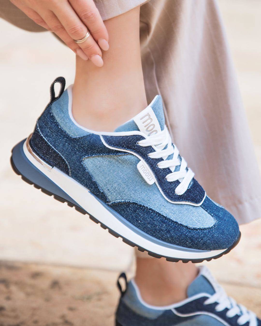 Damen-Sneaker in Denim-Blau mit Jeans-Schnürsenkeln - Marilou - Casualmode.de